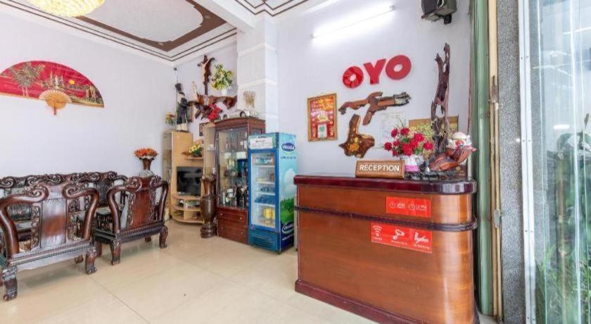 Oyo 898 Phuong Thao Hotel Нячанг Экстерьер фото