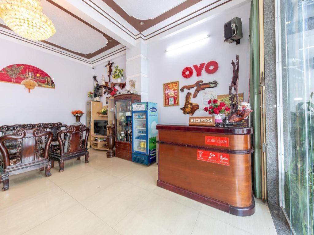 Oyo 898 Phuong Thao Hotel Нячанг Экстерьер фото