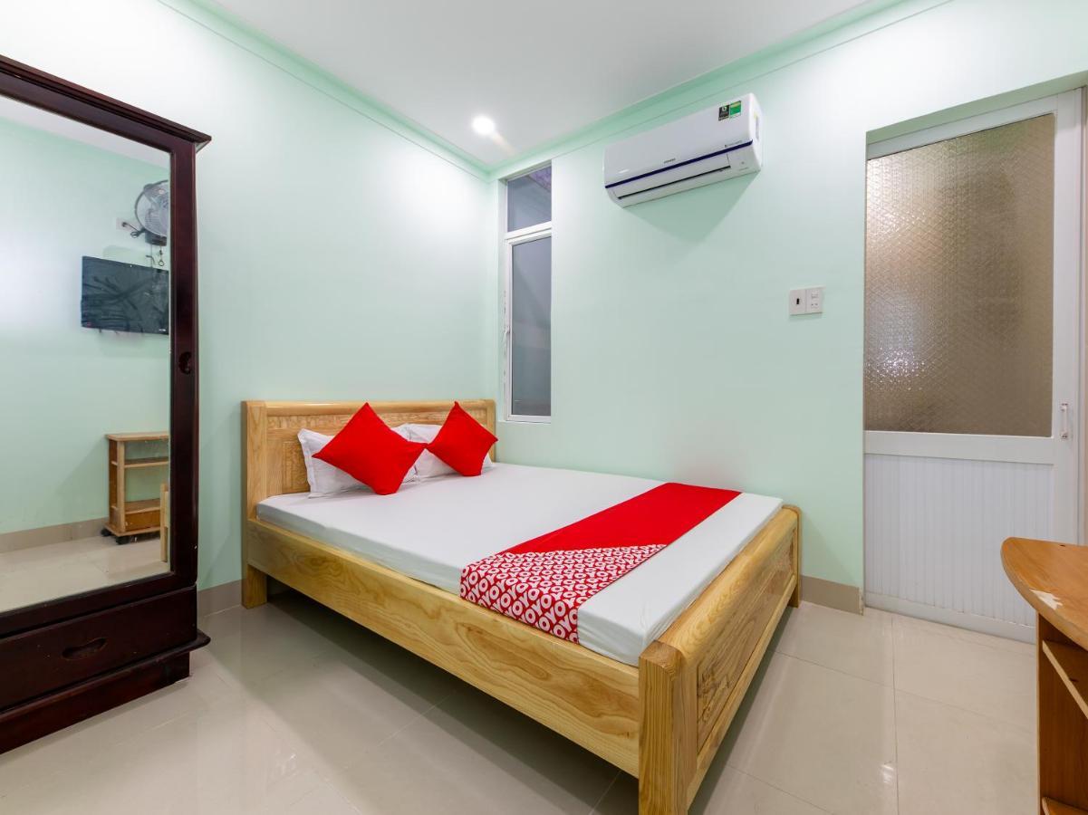 Oyo 898 Phuong Thao Hotel Нячанг Экстерьер фото