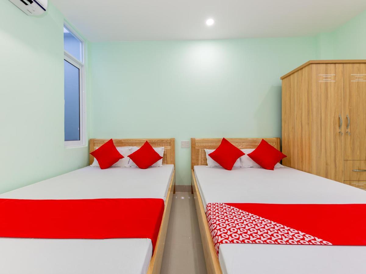 Oyo 898 Phuong Thao Hotel Нячанг Экстерьер фото