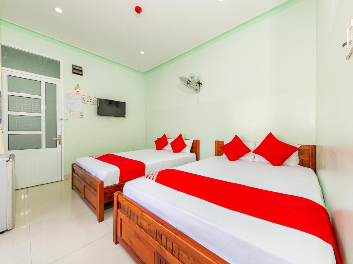 Oyo 898 Phuong Thao Hotel Нячанг Экстерьер фото
